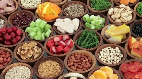 سدیم دشمن اصلی قلب سالم/این غذاها را جایگزین مصرف نمک کنید