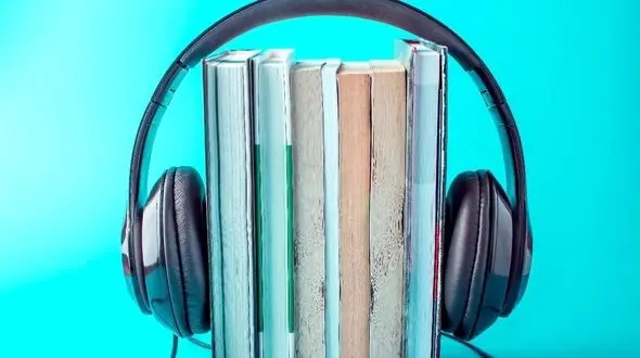 انتخاب بین کتاب صوتی و چاپی؛ فواید هرکدام برای مغز چیست؟