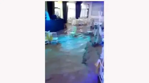 فیلم جاری شدن سیل در یک جشن عروسی ! / در جیرفت رخ داد