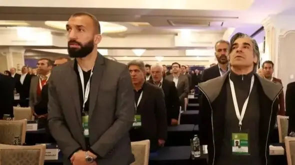 غیبت عجیب روزبه چشمی در تمرین استقلال به خاطر انتخابات فدراسیون!