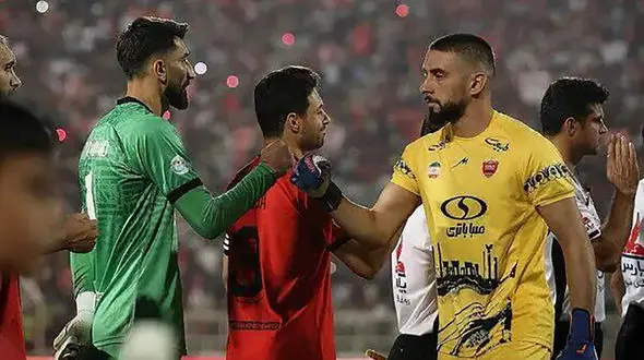 مقایسه الکسی گندوز و علیرضا بیرانوند / پرسپولیس سود کرد!