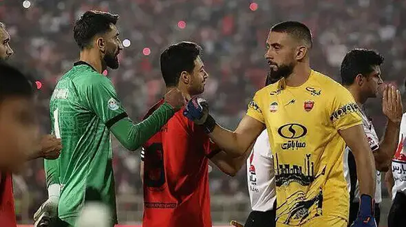 مقایسه الکسی گندوز و علیرضا بیرانوند / پرسپولیس سود کرد!