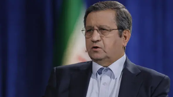 همتی: هیچ مشکل و محدودیتی برای تأمین ارز نداریم