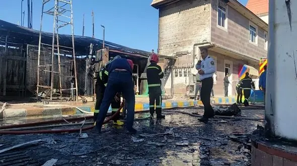 انفجار مهیب سیلندر گاز در روستای ترکش / پدر، مادر و کودک در آتش سوختند!