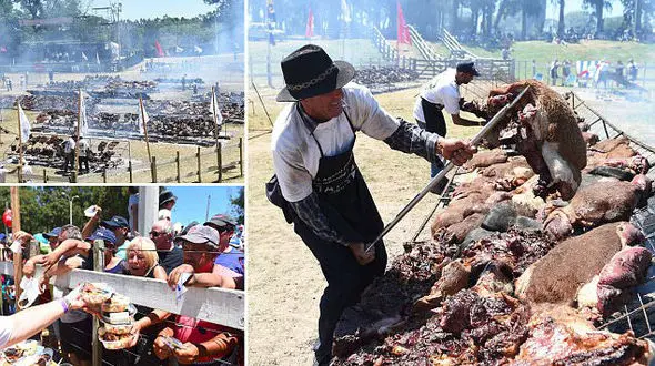 پخت بزرگ ترین کباب جهان + عکس