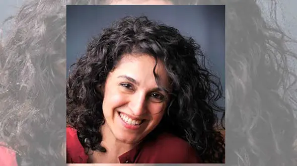 این زن ایرانی را می شناسید؟ / او طرفدار ترور سردار سلیمانی بود! + عکس