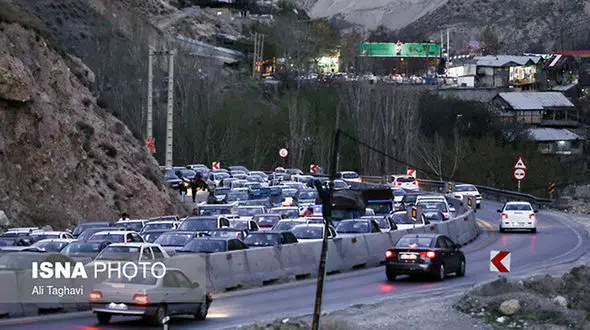 ترافیک 14 کیلومتری در بزرگراه رشت - امامزاده هاشم/ خروج 1/1 میلیون خودرو از گیلان