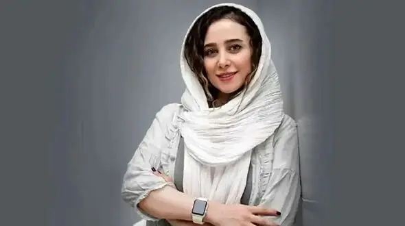 فیلم آواز معروفا| الناز حبیبی با استایل گنگ تو کنسرت مسعود صادقلو چه دست افشانی میکنه 