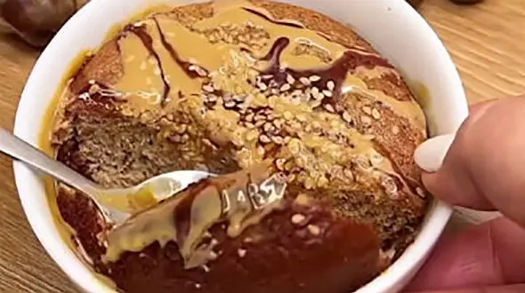 کیک خرما و ارده؛ ساده، مقوی و بدون شکر اضافه! / فیلم