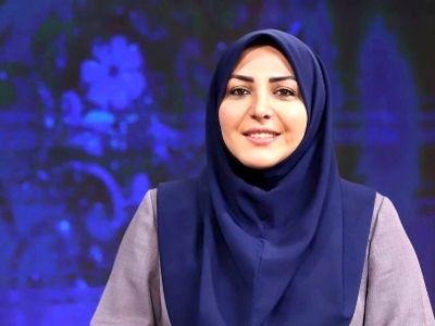 عکس جدید المیرا شریفی‌مقدم در کنار سفره عقد با دسته گلی بر دست ! / میهمان بود یا خود عروس در این سن و سال !