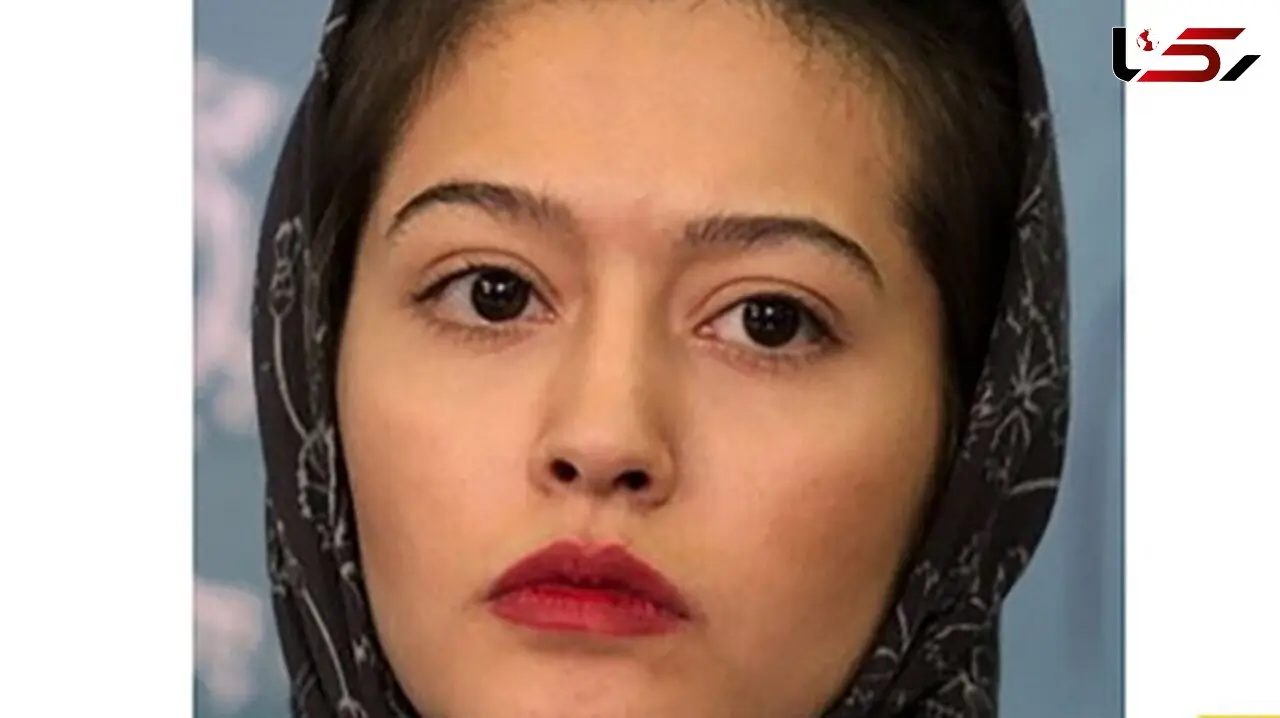 دکوراسیون شیک و امروزی گوشه ای از خانه پردیس احمدیه، ساحلِ سریال پوست شیر و چیدمانی زیبا با گل بابا آدم+ عکس