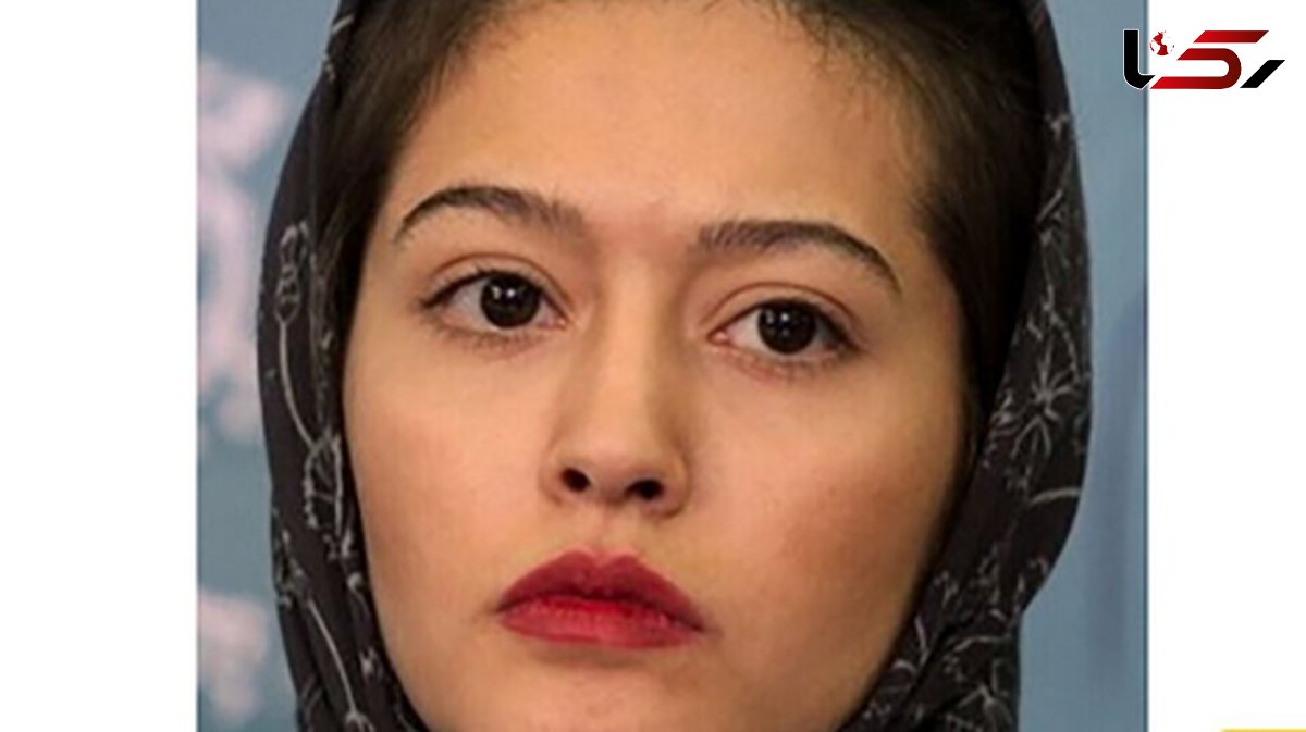 دکوراسیون شیک و امروزی گوشه ای از خانه پردیس احمدیه، ساحلِ سریال پوست شیر و چیدمانی زیبا با گل بابا آدم+ عکس