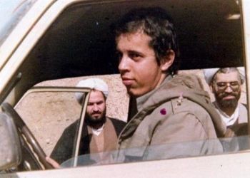 عکس/ شهید حسن باقری برادر سرلشکر باقری در دوران دبستان؛ دهه ۴۰