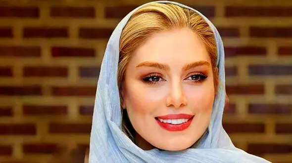 شباهت عجیب سحر قریشی به دوستش در دبی ! + عکس کدام جذابترند !؟