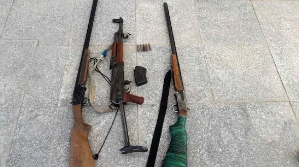 این 6 مرد مسلح باشت را به هم ریخته بودند ! + عکس اسلحه