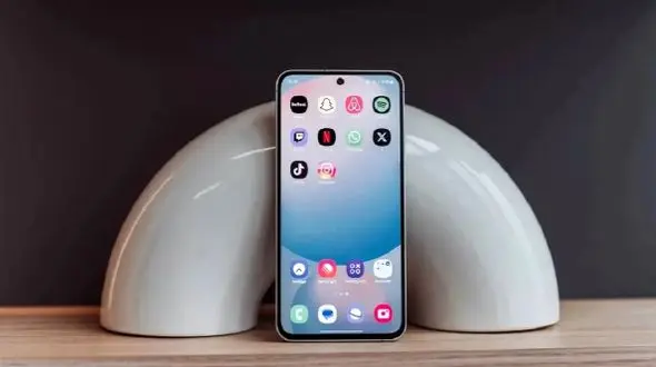 بررسی پرچمدار جدید سامسونگ: آپشن ویژه‌ای که همه را شگفت‌زده می‌کند + تصاویر