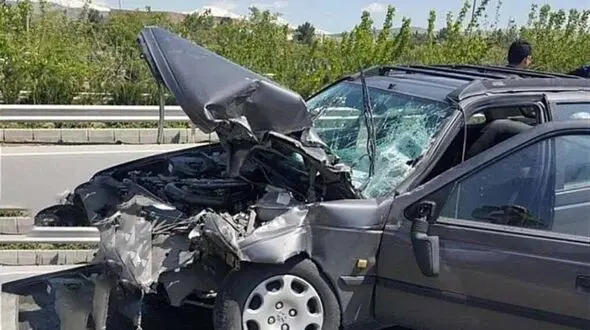 تصادف مرگبار در جهرم جان راننده پژو را گرفت