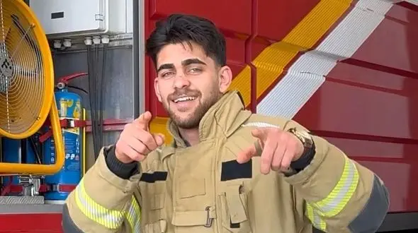 آواز شاد؛ رقص پر نرژی آتشنشان که یواشکی ریز میره مافوقش نبینه