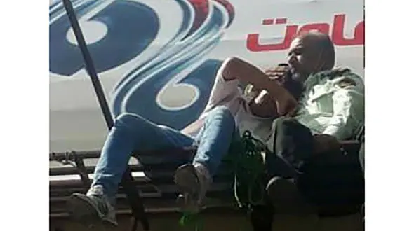 فیلم لحظه خودکشی جوان کرمانشاهی در یک قدمی پلیس