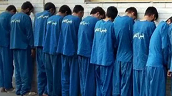 بازداشت هم سلولی قاتل سریالی در مشهد  / شرور ترسو با تتوهای عجیب