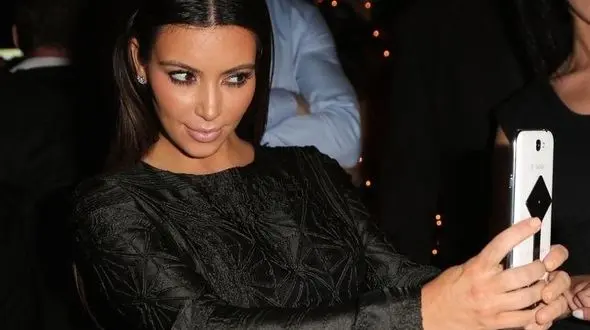 ملکه اینستاگرام به دنیای واقعی می رود +عکس