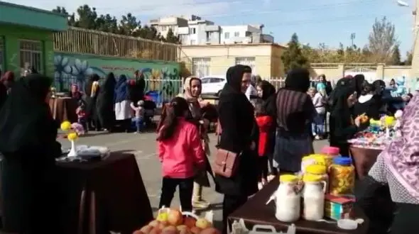 کارگاه های رایگان فنون کسب و کار برای زنان سرپرست خانوار در منطقه 19 تهران