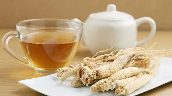 جلوگیری از پیری زودرس به نوشیدن آب زنجبیل