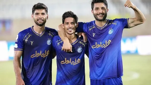 کامبک آبی‌ها بعد از 12 سال در انزلی/ جادوگری به نام باشو