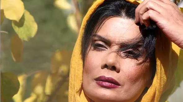 تیپ هالیوودی خانم بازیگر ایرانی / او از کشور خارج شد؟