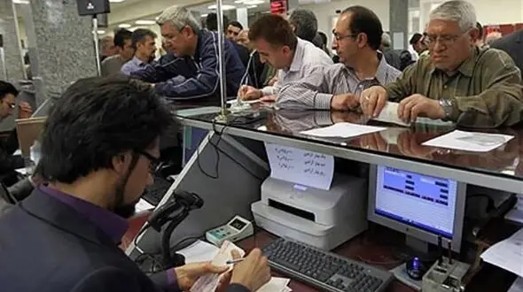 ساعات کاری بانک‌ های دولتی و نیمه دولتی از اول مهر اعلام شد
