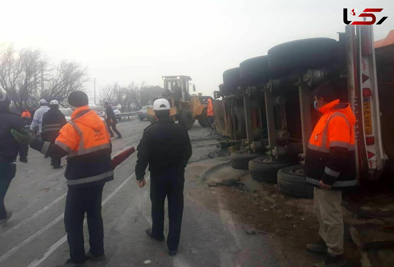 تصادف زنجیره ای با 8 خودرو در جاده آذرشهر تبریز