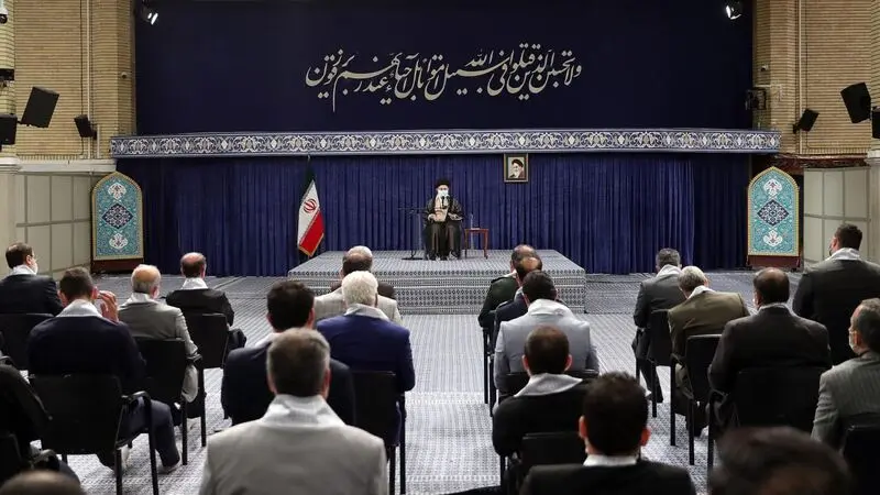 رهبر انقلاب در دیدار دست‌اندرکاران کنگره شهدای ورزشکار و جمعی از مادران شهدای ورزشکار: