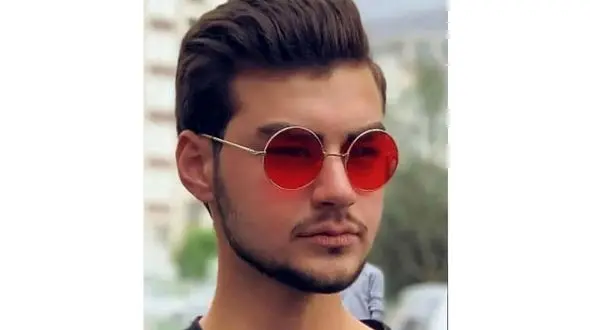 جنجال در مراسم خاکسپاری حمیدرضا روحی ! / جمجمه مامور در بهشت زهرا شکست !