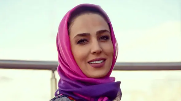 نگاهی به سبک و سلیقه سوگل طهماسبی برای انتخاب لباس عروس در اولین سالگرد ازدواجش/ هم شیک هم باحجاب+عکس