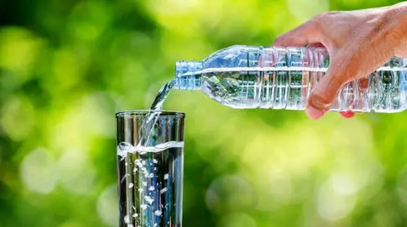 چه نوشیدنی‌ هایی برای بدن مفید هستند؟ / انتخاب‌های سالم