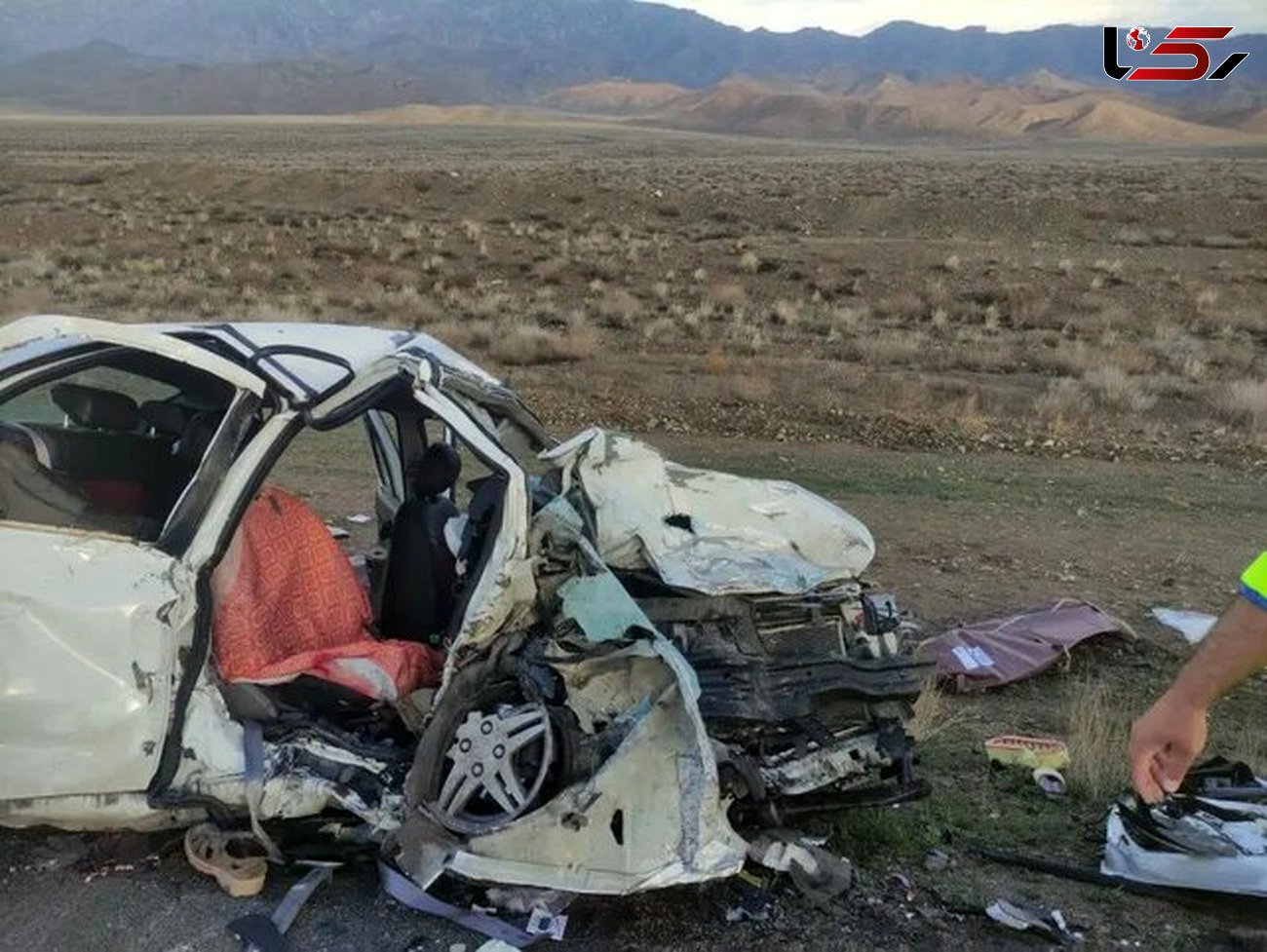 11 کشته و زخمی در واژگونی خودروی قاچاقچیان انسان در جاده بم