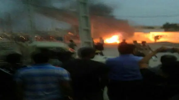 سقوط هواپیمای بدون سرنشین در بندر جاسک + عکس لحظه حادثه