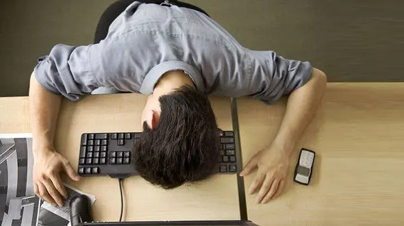 تنبلی کارمندان دورکار و بحران نظم در پساکرونا / والدین به فرزندانشان تقلب می آموزند