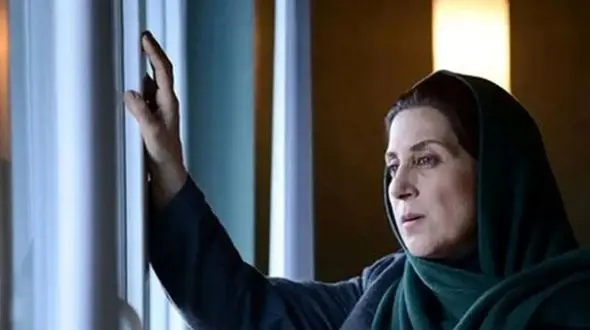 تیپ خاص فاطمه معتمد آریا و پرستو گلستانی در دهه ۶۰