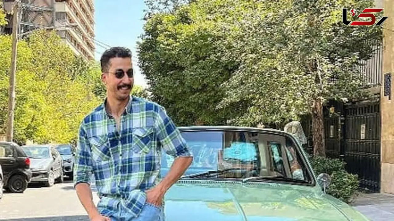 فیلم آواز باشکوه نوستالژیک توسط بهرام افشاری با گیتار / لاکردار عجب صدایی داره!