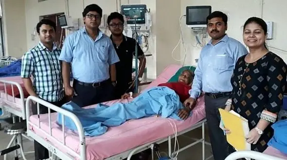 
خارج کردن غده ۳۵ کیلویی از شکم زن هندی +تصاویر
