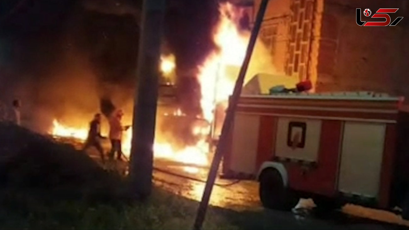 فیلم لحظه آتش سوزی وحشت آور کامیون با بار فون در پارس آباد +عکس