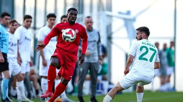 توافق نهایی پرسپولیس با اوریه/ مدافع ساحل‌عاجی در یک‌قدمی سرخ‌پوشان