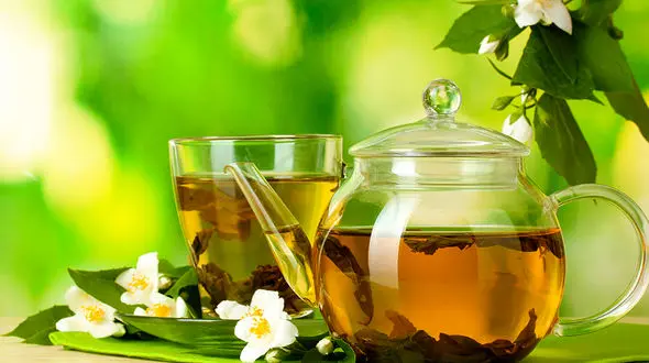 چای سبز؛ گیاه شگفت‌ انگیزی که بدن را از درون درمان می‌ کند