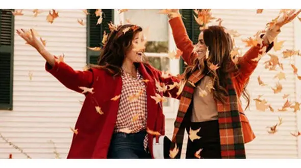 روانشناسی رنگ برای لباس های پاییز