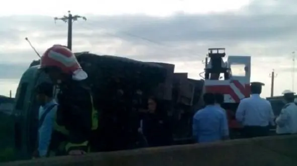 واژگونی خاور حامل گازوییل در اتوبان آزادگان