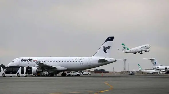 از ۱۷ فوکر ایران‌ ایر فقط ۲ فروند باقی ماند؛ آن هم بدون خلبان!
