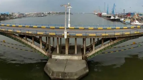 پلی که 77 سال پیش متحرک ساخته شد