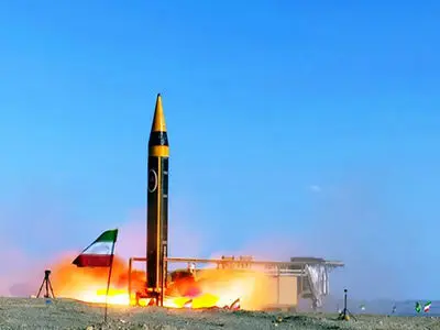 فیلم  حیرت ترکیه ای ها از قدرت موشک خرمشهر 4 / ناوهای آمریکایی در برابر ایران شکننده اند