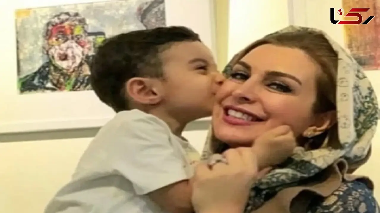 عکس جگرسوز /  شباهت عجیب پسر ماه چهره خلیلی به مادرش ! + عکس سنگ مزار خانم بازیگر